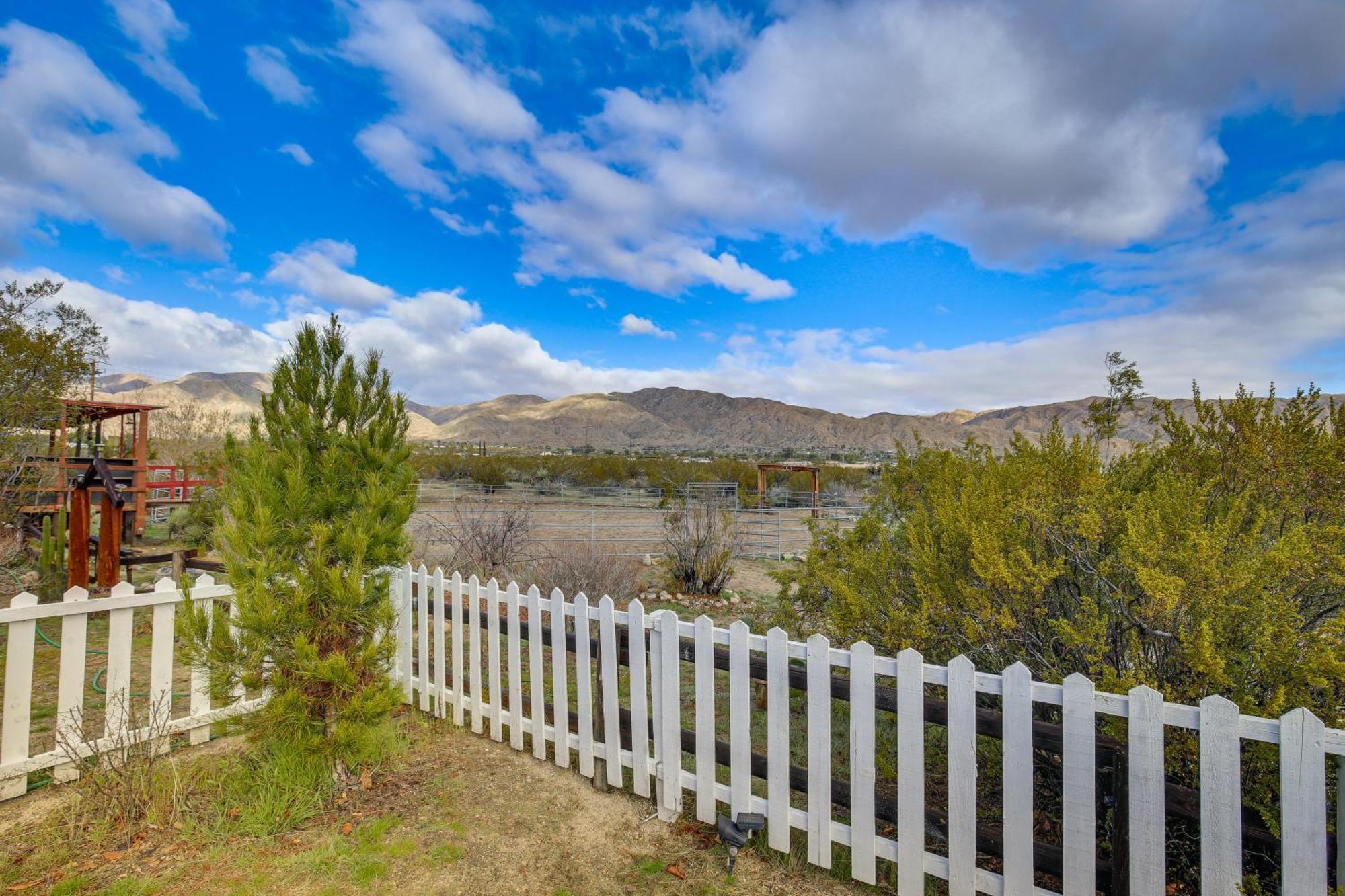 Mountain-View Morongo Valley Cabin Quiet Setting! Villa Exterior photo